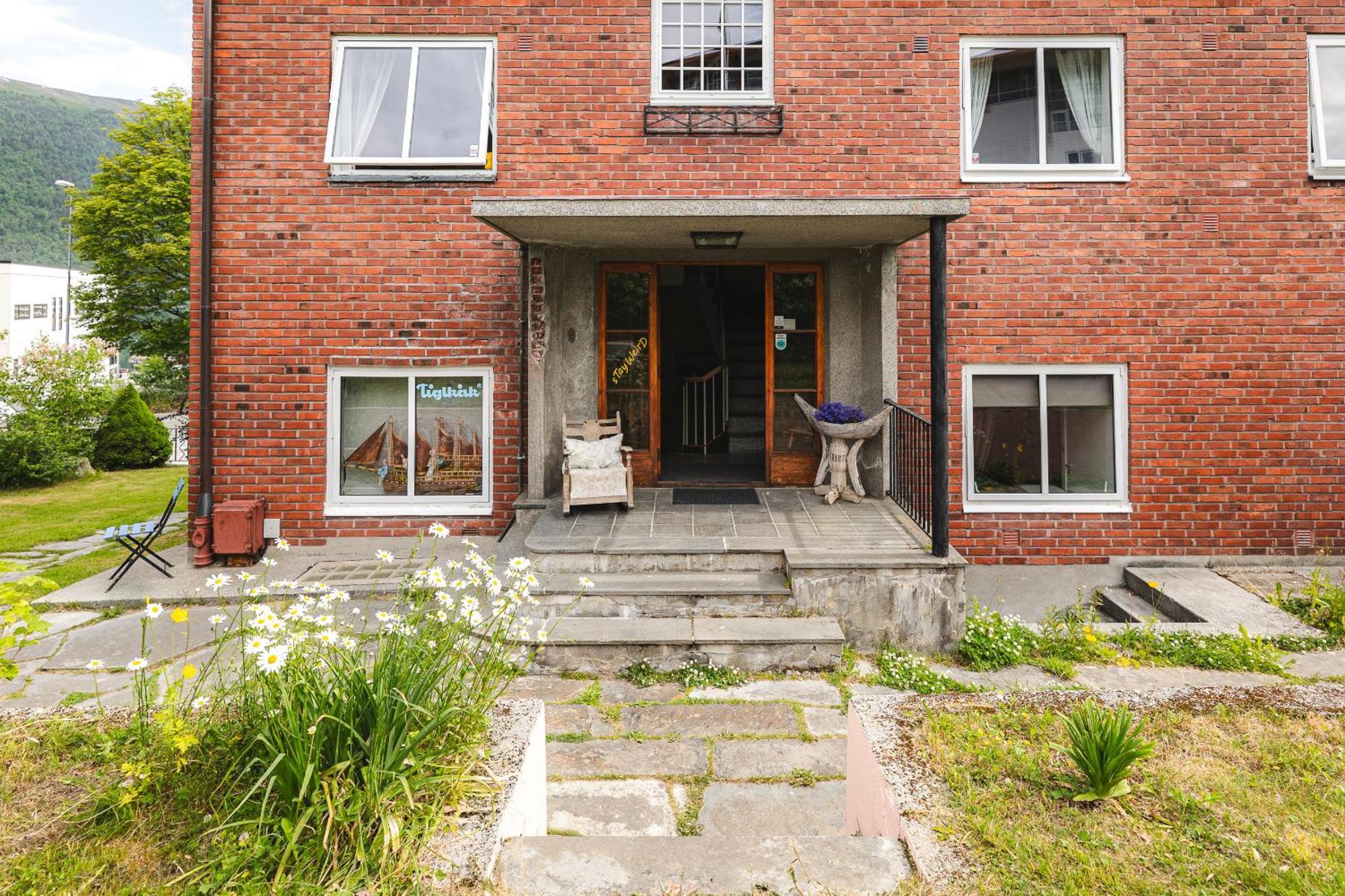 Tiglkak Hostel Åndalsnes Exterior foto
